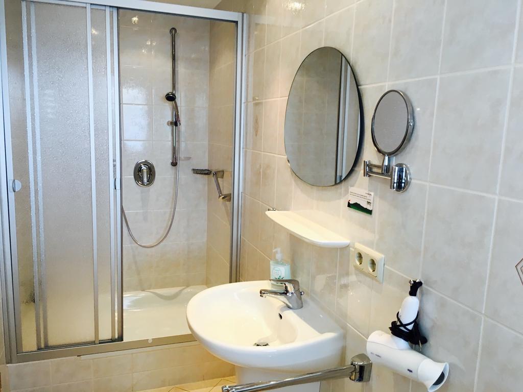 בודנמאיס Pension Klein Und Ferienwohnungen (Adults Only) מראה חיצוני תמונה