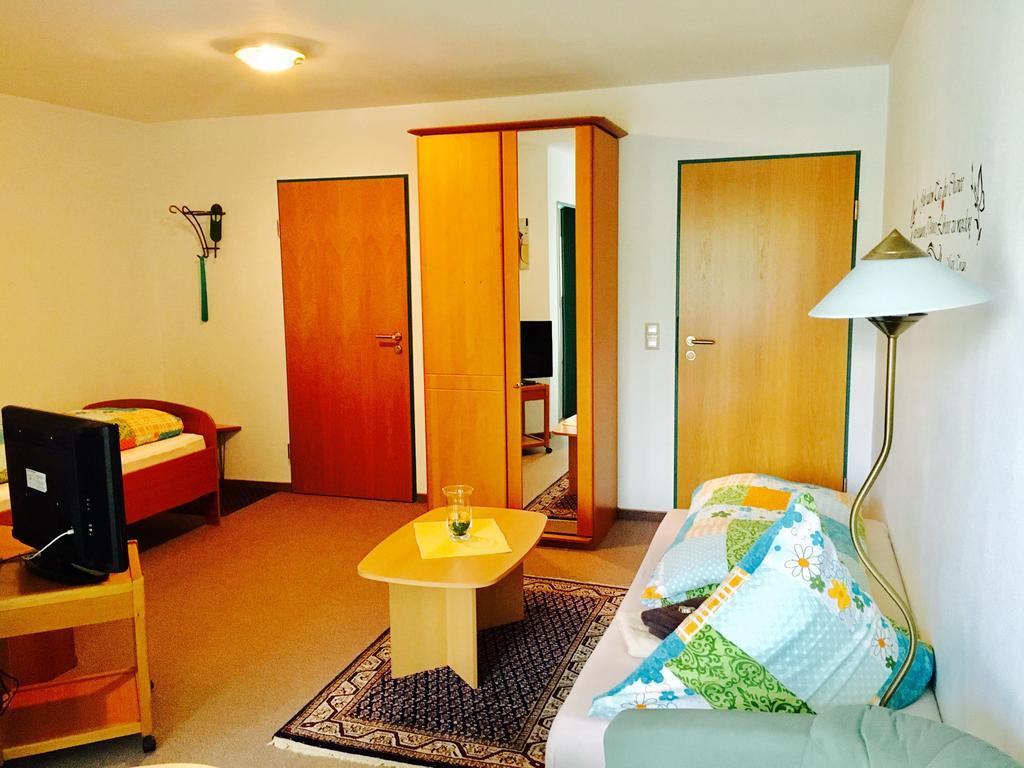 בודנמאיס Pension Klein Und Ferienwohnungen (Adults Only) מראה חיצוני תמונה