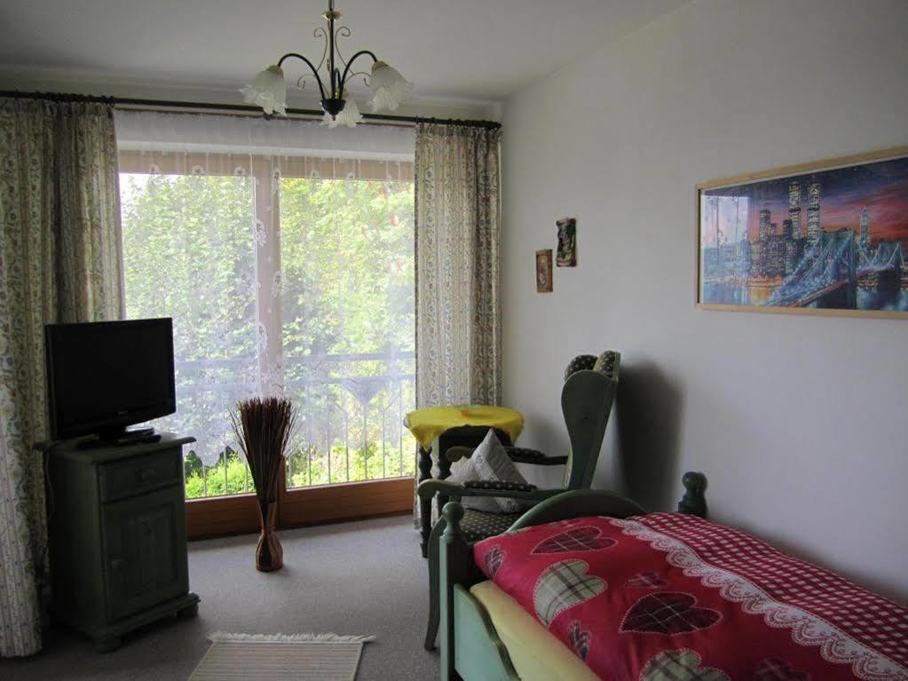 בודנמאיס Pension Klein Und Ferienwohnungen (Adults Only) מראה חיצוני תמונה